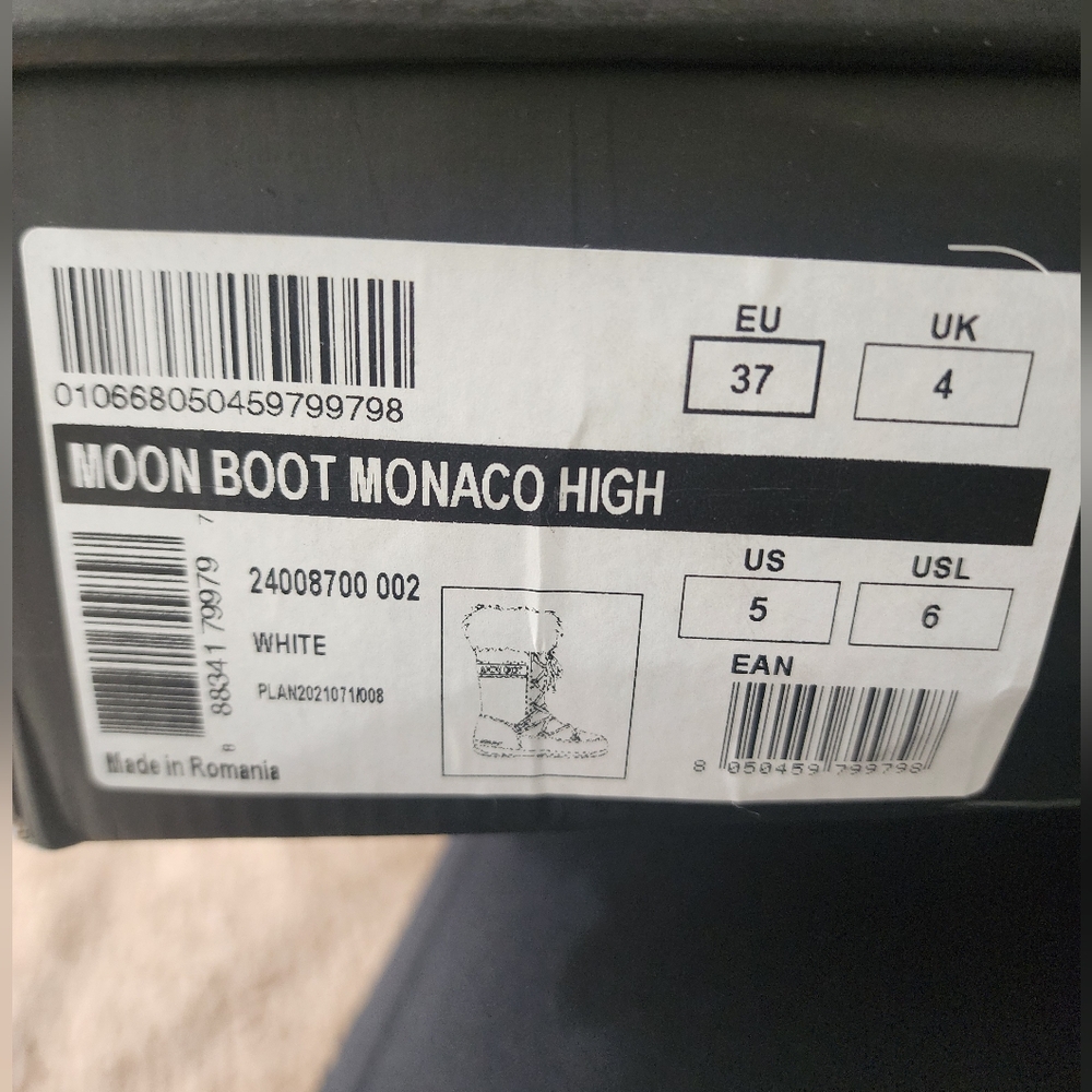 Moon Boot Monaco High White Faux Fur Snow Boots Women EU37 / US5 (Fits 6-6.5) - Picture 12 of 14
